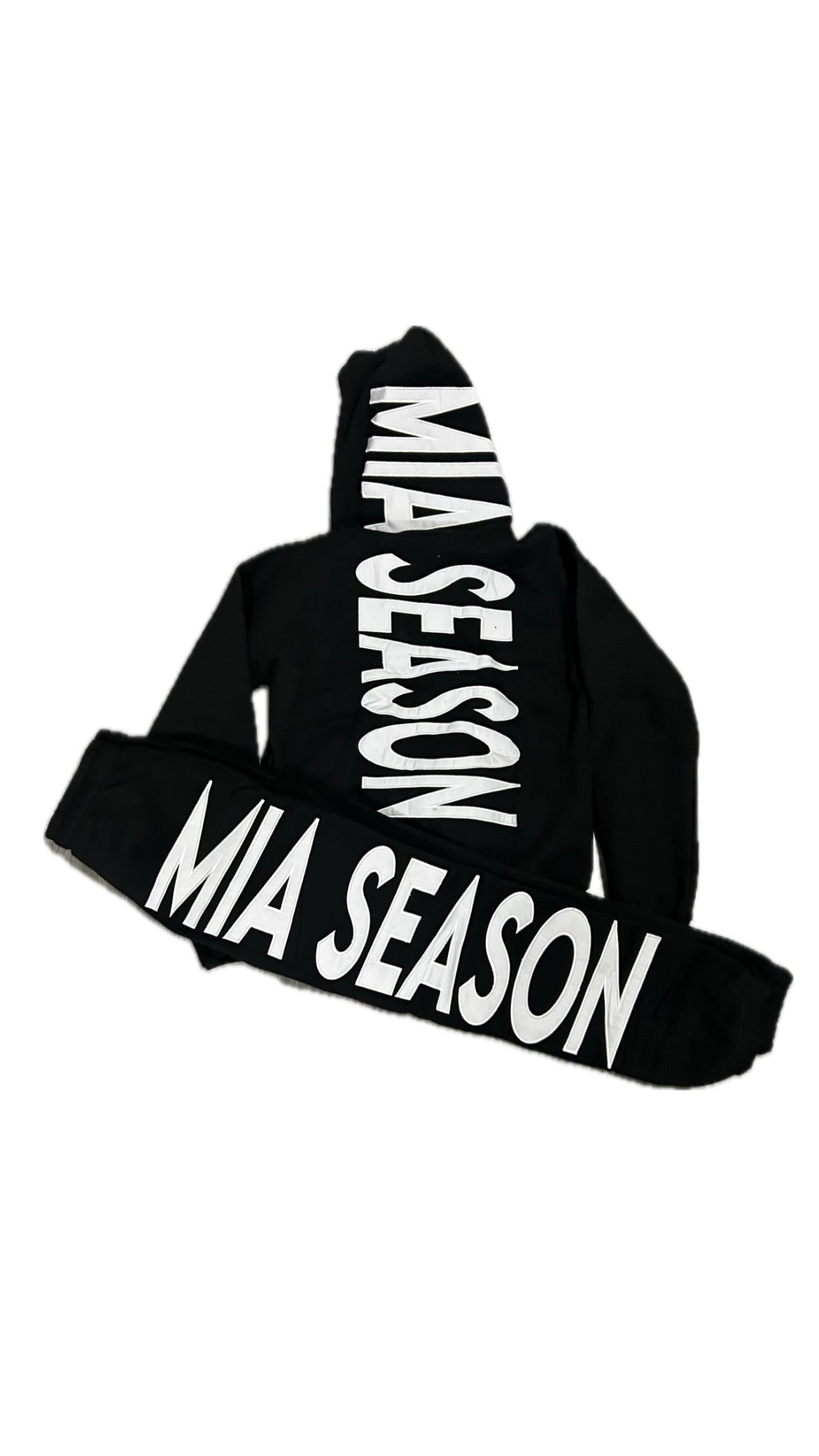 Black Mia Season Set